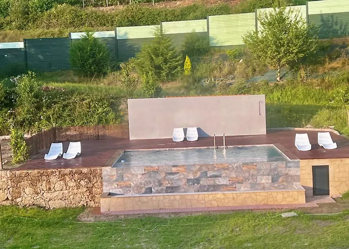 Quinta Dos Caseiros Do Paco De Giela